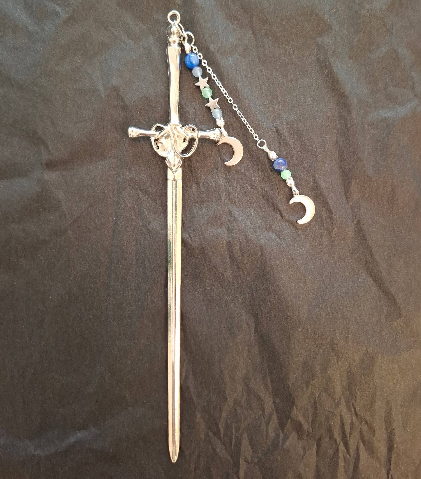 Schmucklesezeichen „Der Fluch der sieben Monde - Die Rache der Prinzessin“